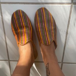 Sabah sandals, women’s departure baba